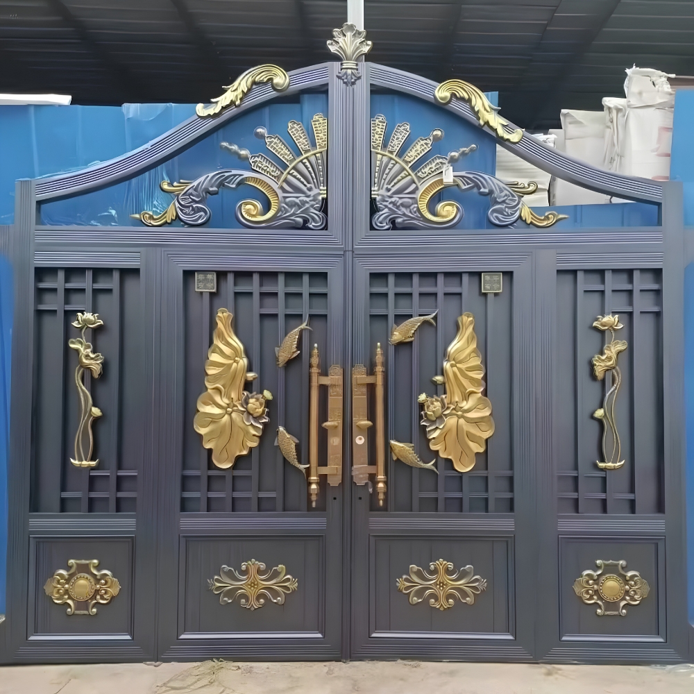Cổng Nhôm 2 Cánh Tân Cổ Điển Xám Tối Hoa Văn Vàng